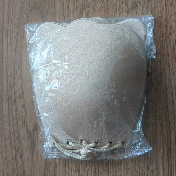 ❤️ BRAND NEW / Backless bra / adhesive / B cup - Picture 3 of 5